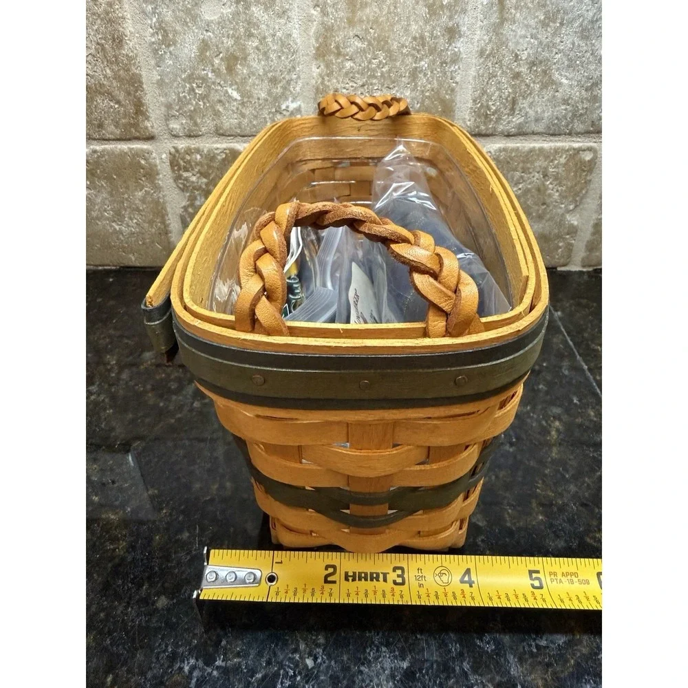 Longaberger 1997 Collectors Club Renewal Basket‎ w/ Liner, Protector & Box